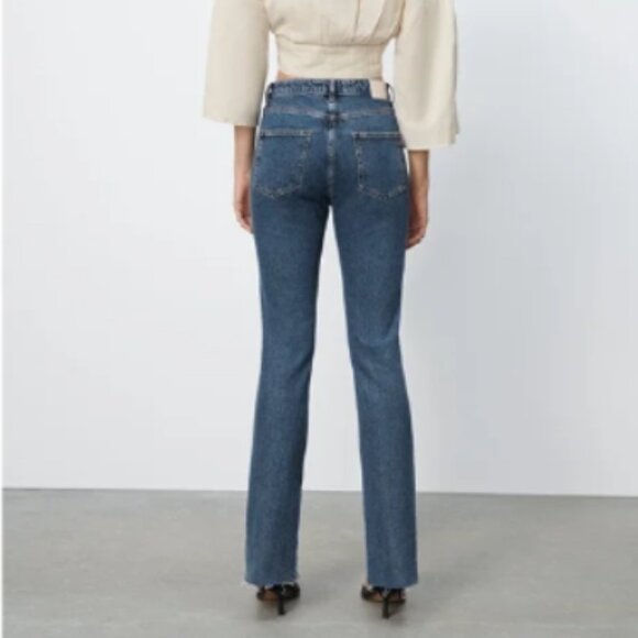 Zara NWOT Zara Slim Fit Jeans  Size 04 USA/ 36 EUR - Picture 2 of 13